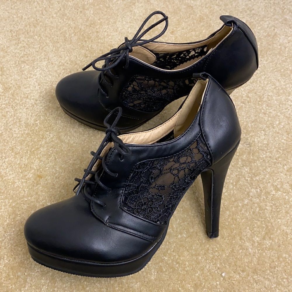 Womenâs Black High Heel Booties with Lace DetailâEU Size 38 US 7/7.5âNEW